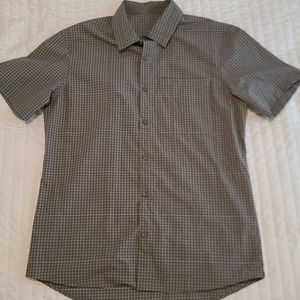 Lululemon Short Sleeve Button Down